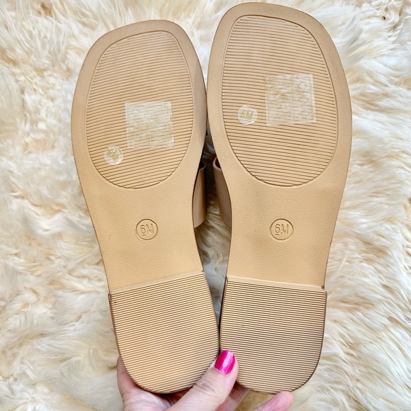 Brand New Women's Sandals in Cream Colour by CUSHIONAIRE Memory Foam Size 6 - Picture 7 of 8